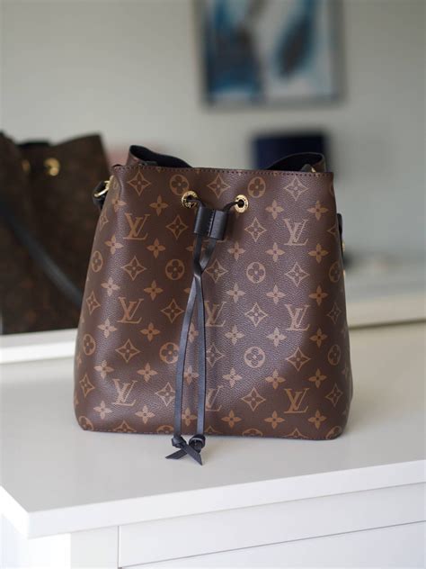 louis vuitton noe size|louis vuitton noe pouch.